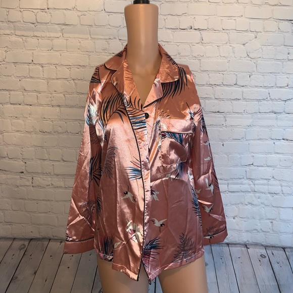 Tops - Pink Tropical and White Floral Button Down top size M